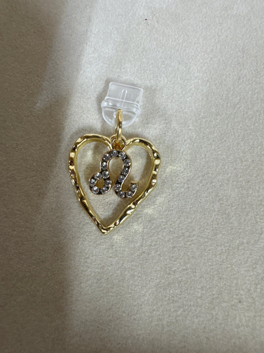 Dust Charm Leo