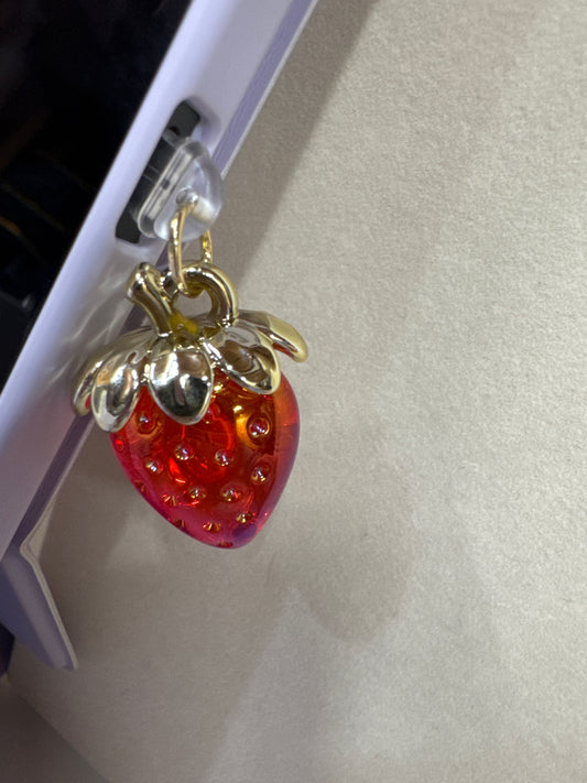 Dust Charm Strawberry