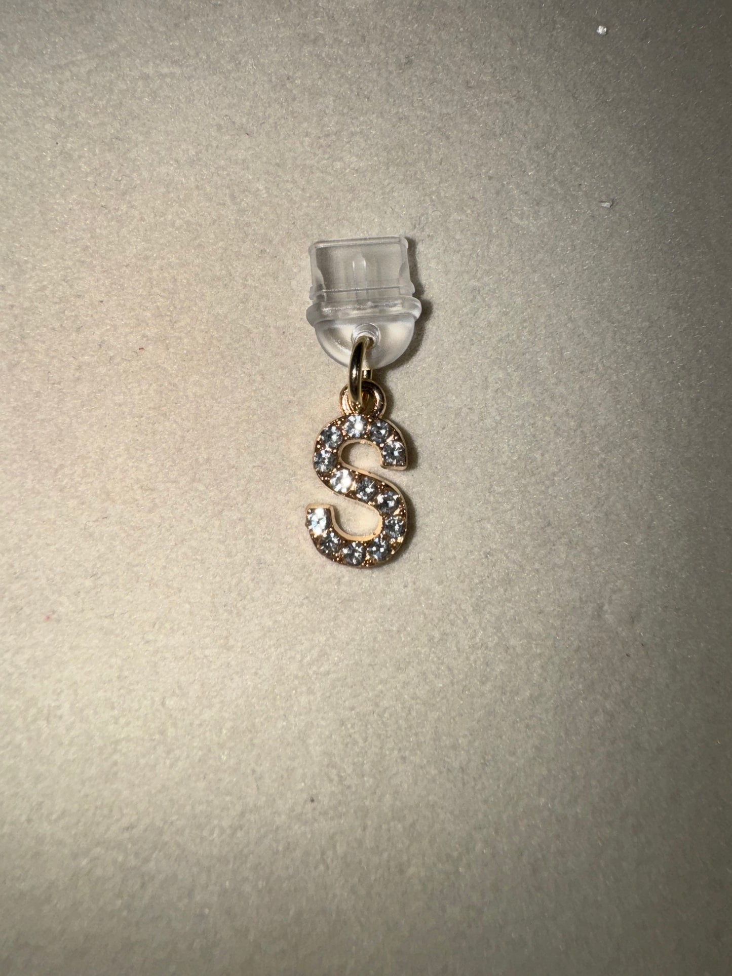 Dust Charm Any Letter
